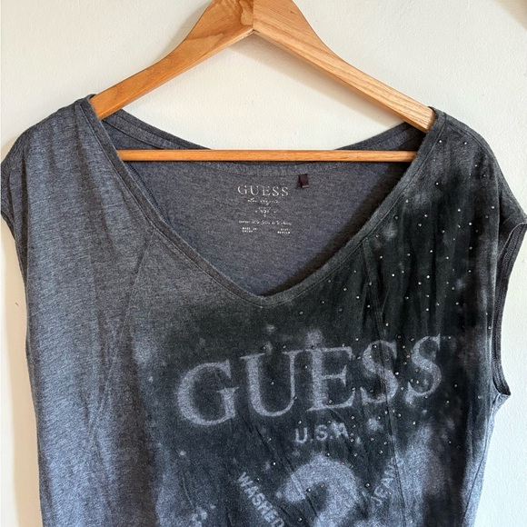 Y2K Guess Off-Shoulder Graphic Tee (Medium) - Picture 3 of 6